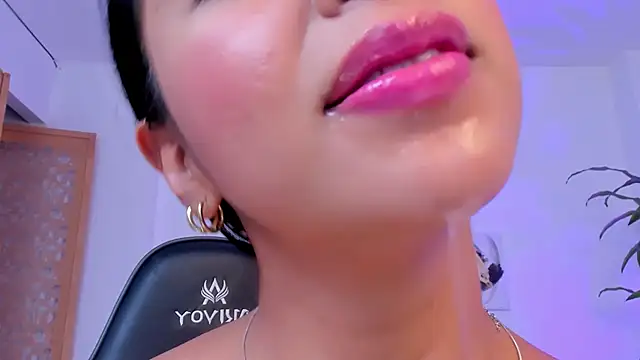 sophierooy22 online show from 02-21-25, 09:11