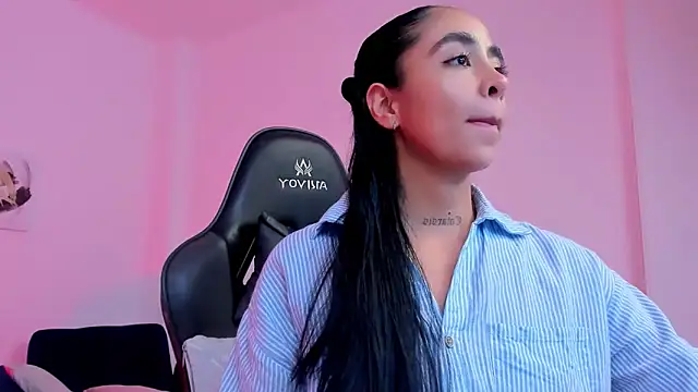 sophierooy22 online show from 11-13-25, 08:30