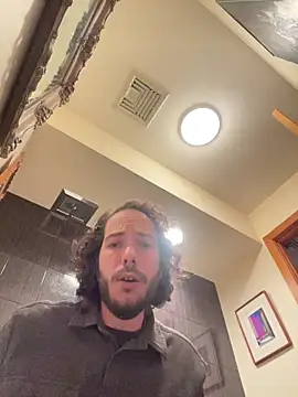 Prolapse Pig online show from 11-13-25, 07:24