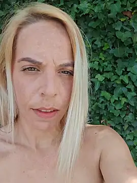 SweetyNinaOff1 online show from 05-29-26, 09:18