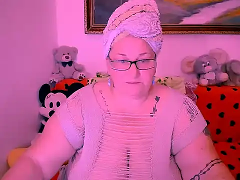 mayamayx online show from 10-23-25, 07:01