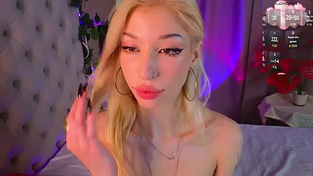 Snapshot of SallyCha chatting on 05-24-26, 07:13 SallyCha online show from 05-24-26, 07:13