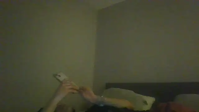 Snapshot of geld_88 chatting on 02-05-25, 03:45 geld 88 online show from 02-05-25, 03:45