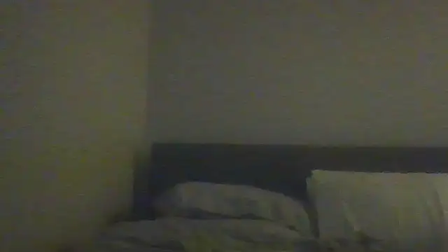 Snapshot of geld_88 chatting on 02-22-25, 04:18 geld 88 online show from 02-22-25, 04:18