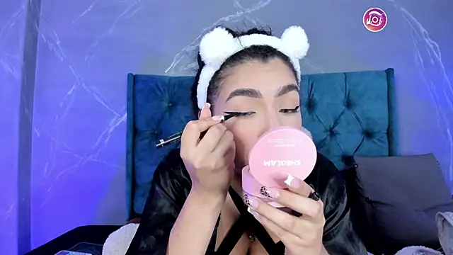 fierygroup online show from 04-21-26, 01:42