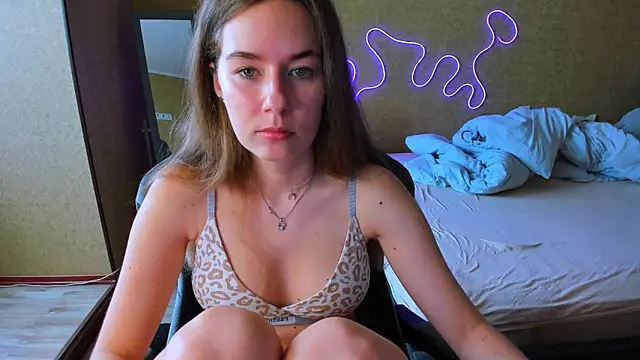 EmilyPaw online show from 05-13-26, 10:23