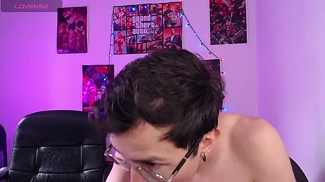 Tina 4 Charlie online show from 02-09-25, 02:07