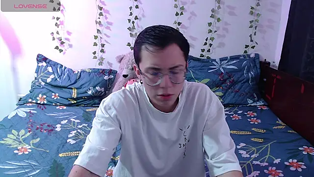 Tina 4 Charlie online show from 11-09-25, 12:03