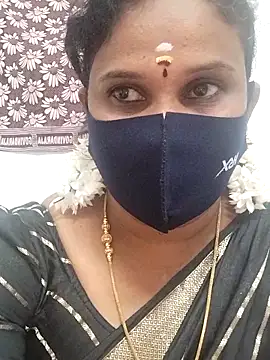 Snapshot of Tamil_Aathira chatting on 03-03-25, 03:09 Tamil Aathira online show from 03-03-25, 03:09