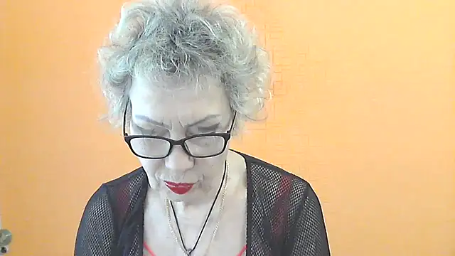 NessyJenixs online show from 04-09-26, 06:30