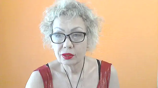 Snapshot of NessyJenixs chatting on 05-26-26, 06:53 NessyJenixs online show from 05-26-26, 06:53