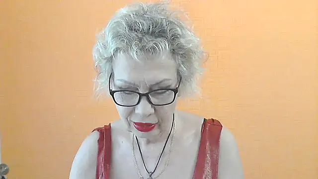 Snapshot of NessyJenixs chatting on 05-28-26, 01:19 NessyJenixs online show from 05-28-26, 01:19