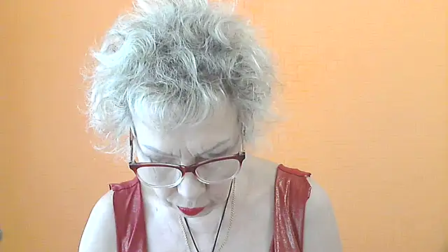 Snapshot of NessyJenixs chatting on 06-10-26, 06:23 NessyJenixs online show from 06-10-26, 06:23