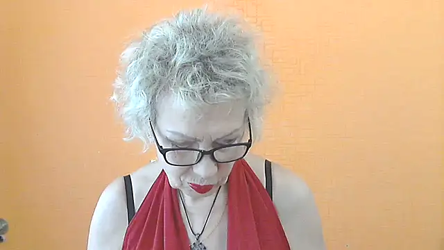 Snapshot of NessyJenixs chatting on 06-16-26, 06:38 NessyJenixs online show from 06-16-26, 06:38