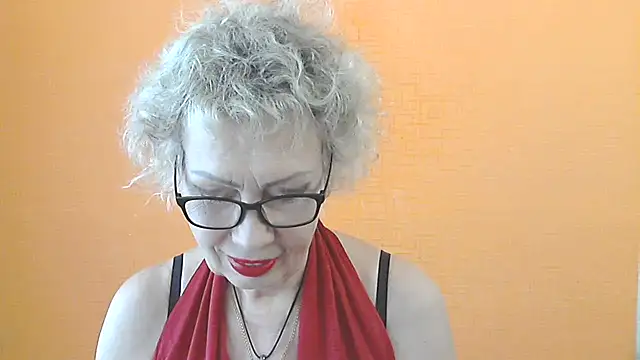 Snapshot of NessyJenixs chatting on 06-23-26, 07:06 NessyJenixs online show from 06-23-26, 07:06