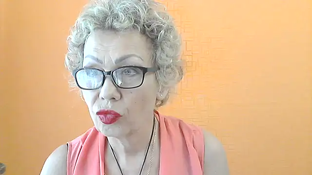 Snapshot of NessyJenixs chatting on 07-02-26, 06:52 NessyJenixs online show from 07-02-26, 06:52