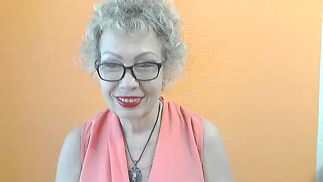 Snapshot of NessyJenixs chatting on 07-08-26, 01:04 NessyJenixs online show from 07-08-26, 01:04
