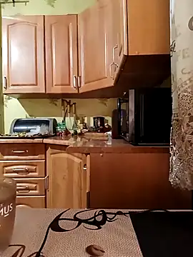 Laura Kiss online show from 03-19-26, 04:33