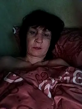 Laura Kiss online show from 04-21-26, 09:39