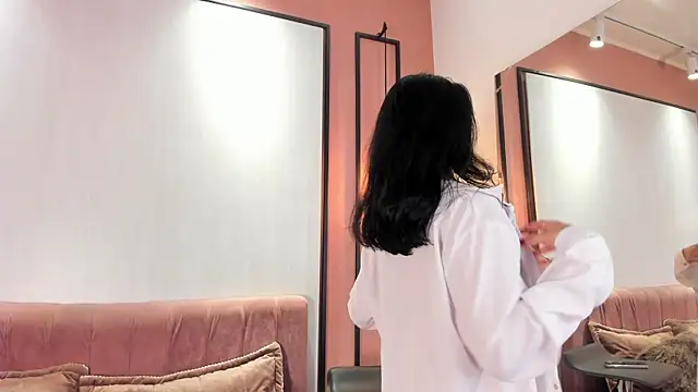 fiorella paris online show from 03-06-25, 04:19