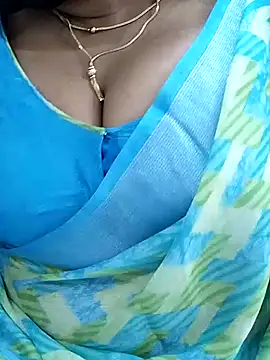 Queenflowerr online show from 02-01-25, 05:26