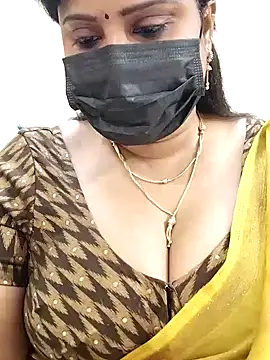 Queenflowerr online show from 02-09-25, 01:00