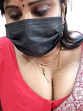 Queenflowerr online show from 02-16-25, 09:27