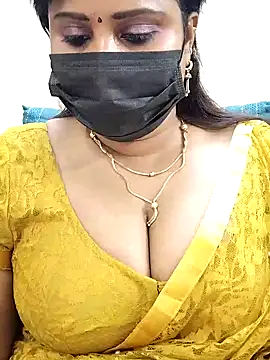 Queenflowerr online show from 03-10-25, 03:41