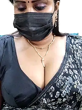 Queenflowerr online show from 03-14-25, 05:57