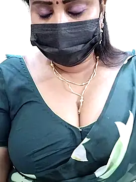 Queenflowerr online show from 03-22-25, 03:53