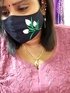 Queenflowerr online show from 09-26-25, 06:34