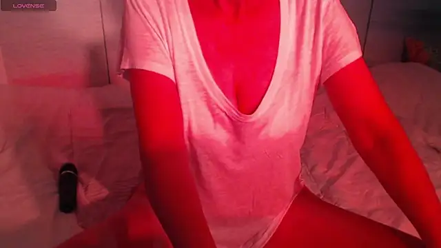 sweetchani666 online show from 10-26-25, 11:38