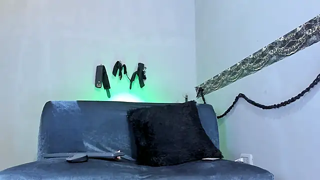 KaramStone online show from 02-19-25, 09:36