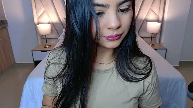 Layla Breezee online show from 07-19-26, 10:52