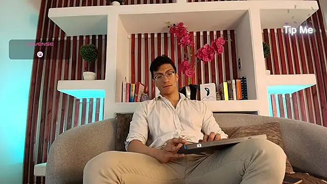 ApoloCruz online show from 04-19-26, 03:06