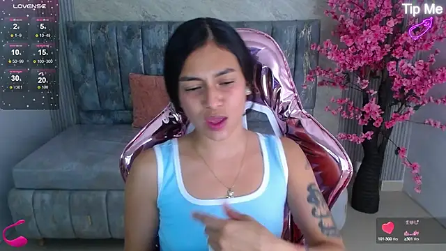 Snapshot of lilith_petit_sub chatting on 01-22-25, 03:51 lilith petit sub online show from 01-22-25, 03:51