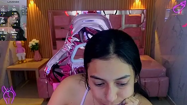 Snapshot of lilith_petit_sub chatting on 10-18-25, 03:53 lilith petit sub online show from 10-18-25, 03:53