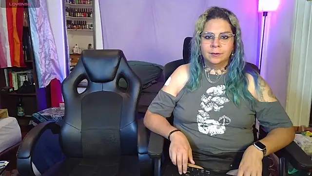 Evelan420 online show from 05-27-26, 01:57