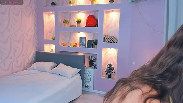 FloraDobb online show from 02-20-26, 07:21