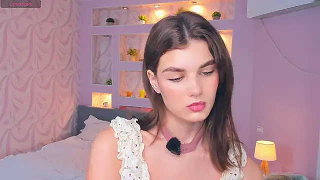 FloraDobb online show from 05-16-26, 06:10