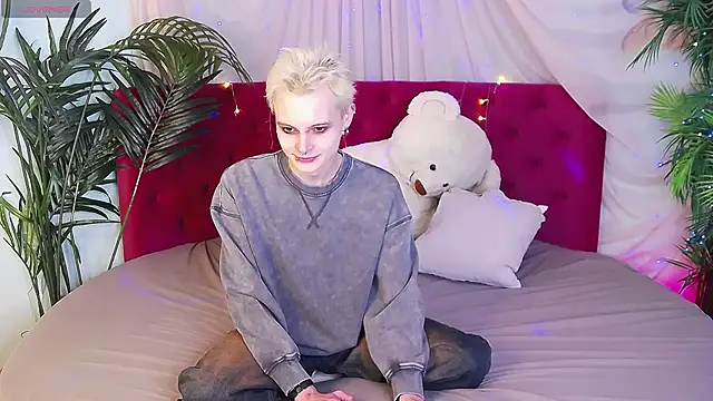 DemianEnglen online show from 02-04-25, 08:38