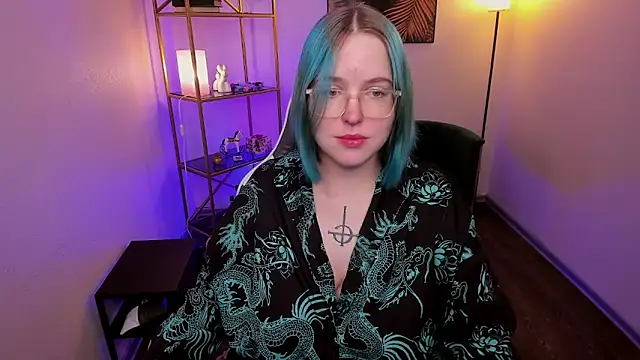 Manic pixie  online show from 07-31-26, 03:00