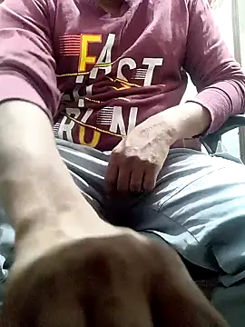 Snapshot of RaviRoy2326 chatting on 01-23-25, 02:33 RaviRoy2326 online show from 01-23-25, 02:33