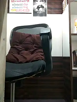 Snapshot of RaviRoy2326 chatting on 01-29-25, 04:05 RaviRoy2326 online show from 01-29-25, 04:05