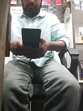 Snapshot of RaviRoy2326 chatting on 02-04-25, 03:04 RaviRoy2326 online show from 02-04-25, 03:04