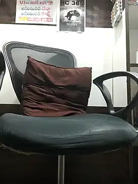 Snapshot of RaviRoy2326 chatting on 02-10-25, 12:18 RaviRoy2326 online show from 02-10-25, 12:18