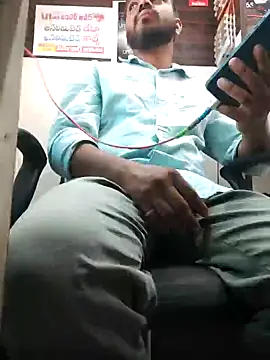 Snapshot of RaviRoy2326 chatting on 02-12-25, 04:23 RaviRoy2326 online show from 02-12-25, 04:23