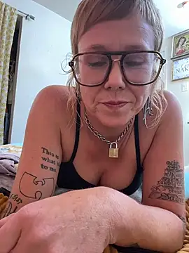 I am babydoll online show from 07-02-26, 12:10