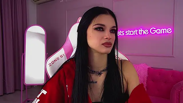 BeverlyMost online show from 11-26-25, 06:31