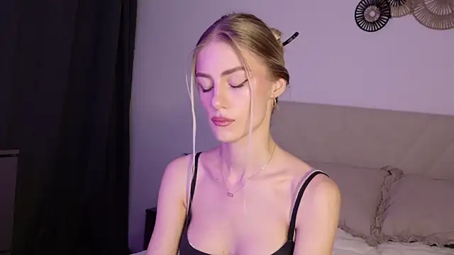 GabriellaOlsen online show from 07-04-26, 03:18